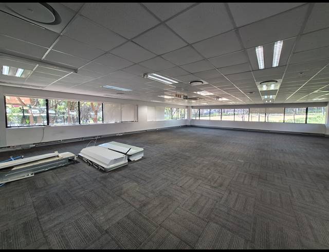217M² OFFICE TO LET IN WOODMEAD